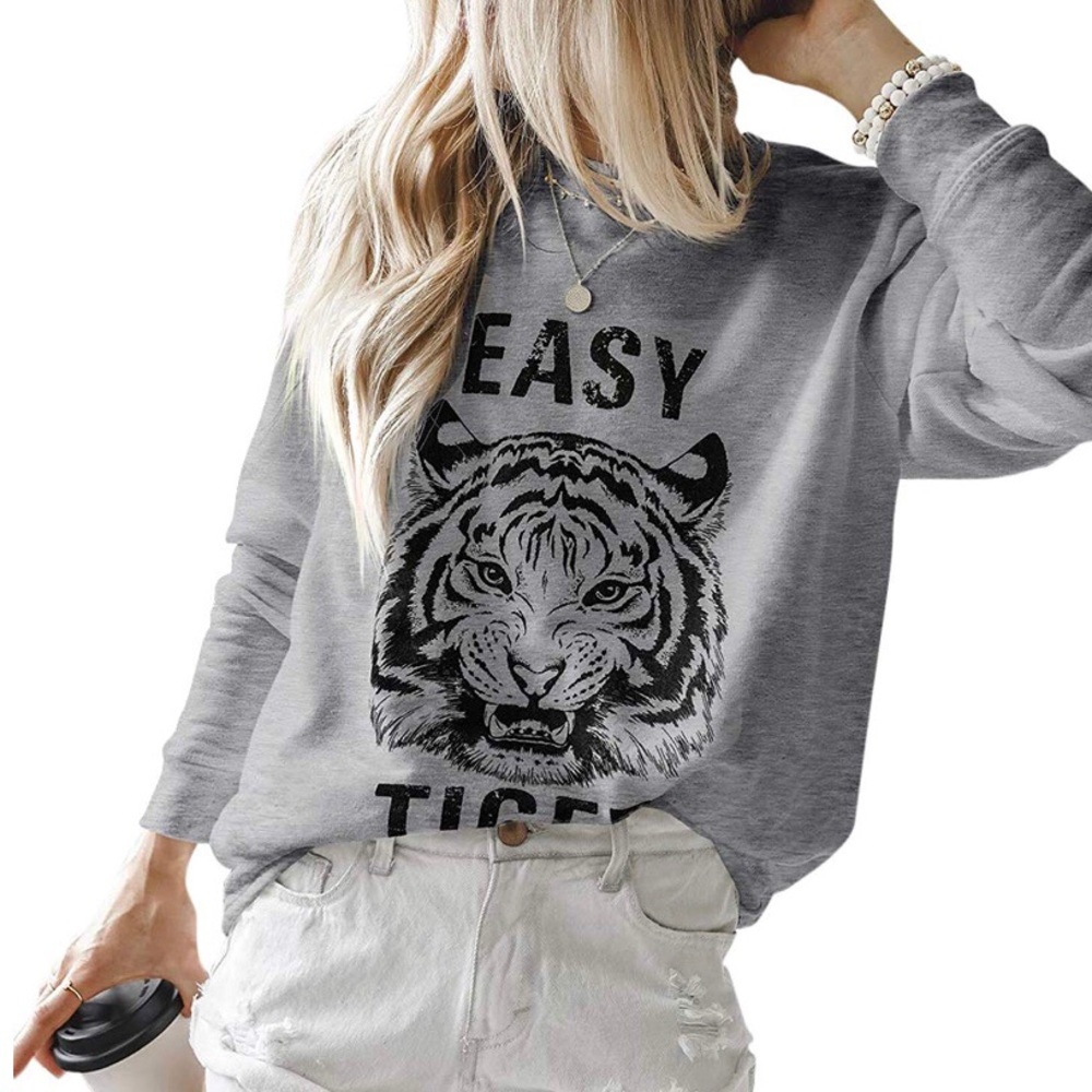 ✦NWT Tiger Print Sweatshirt✦